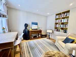 Photo 16- click for photo gallery